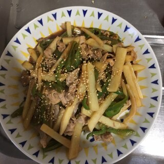 簡単夕飯！ジャガイモで青椒肉絲風